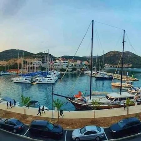 Apartman & Rooms Draga Marina Buitenkant foto