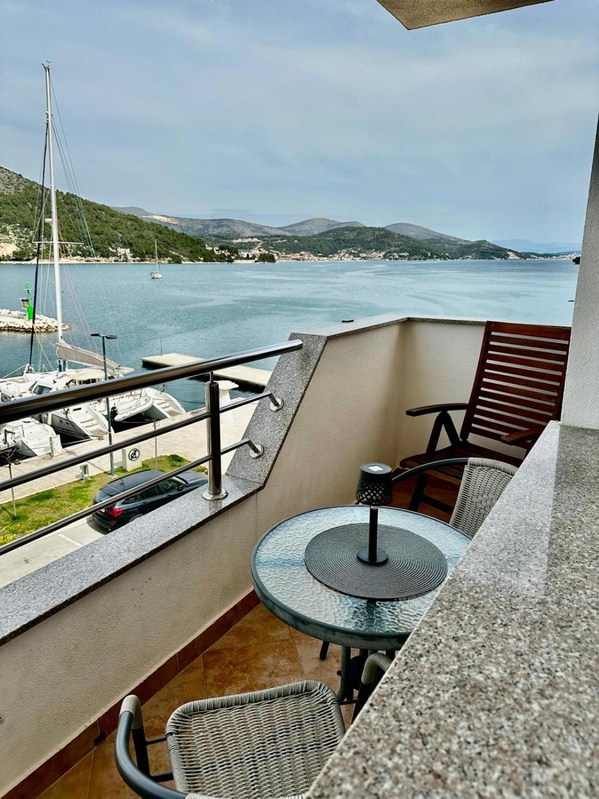 Apartman & Rooms Draga Marina Buitenkant foto